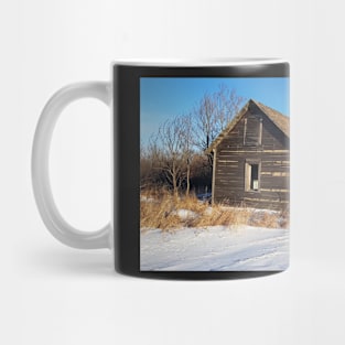 Abandoned farm houses in winter Mug